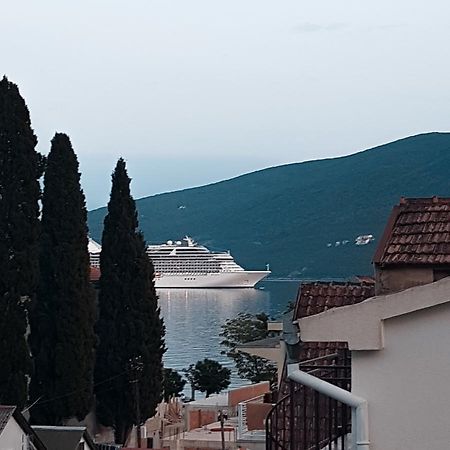 Smokva Apartments Herceg Novi Bagian luar foto