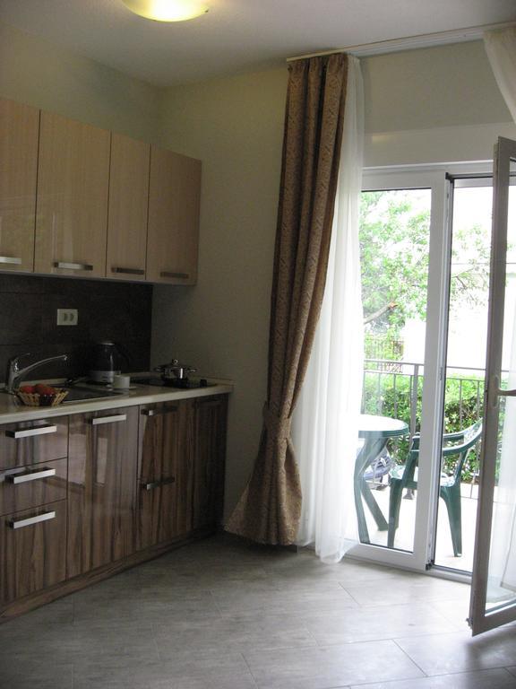Smokva Apartments Herceg Novi Ruang foto